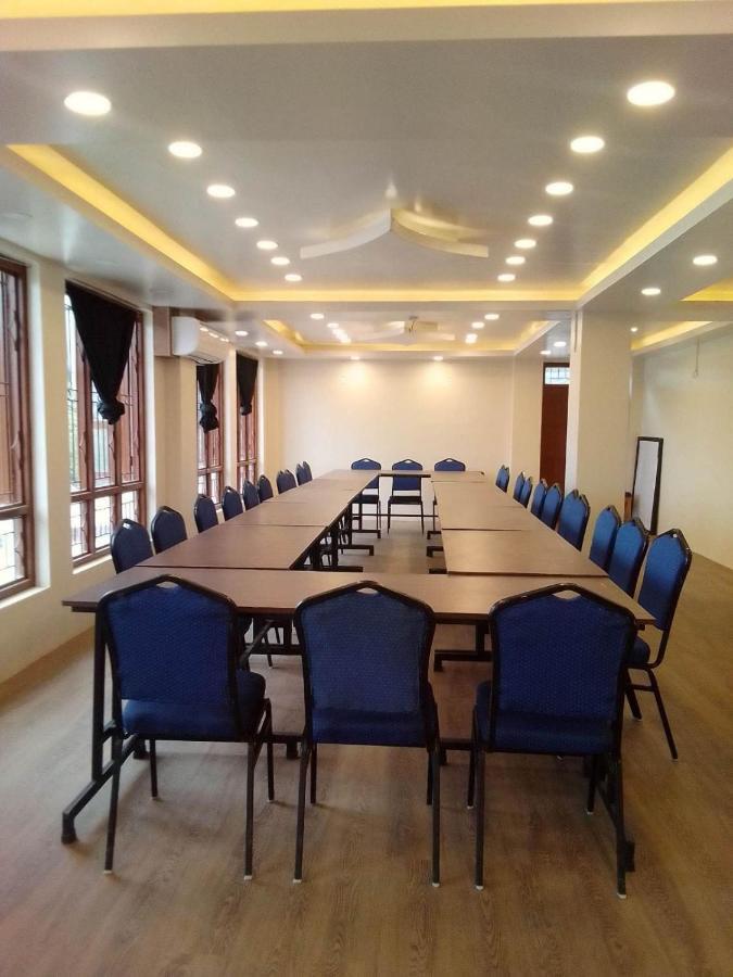 Hotel Himalayan Glacier Нагаркот Экстерьер фото